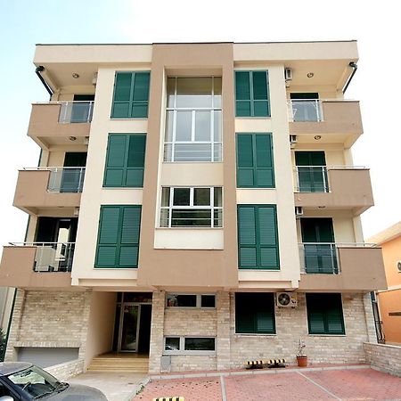 Apartments Draskovic Mirista Петровац Экстерьер фото
