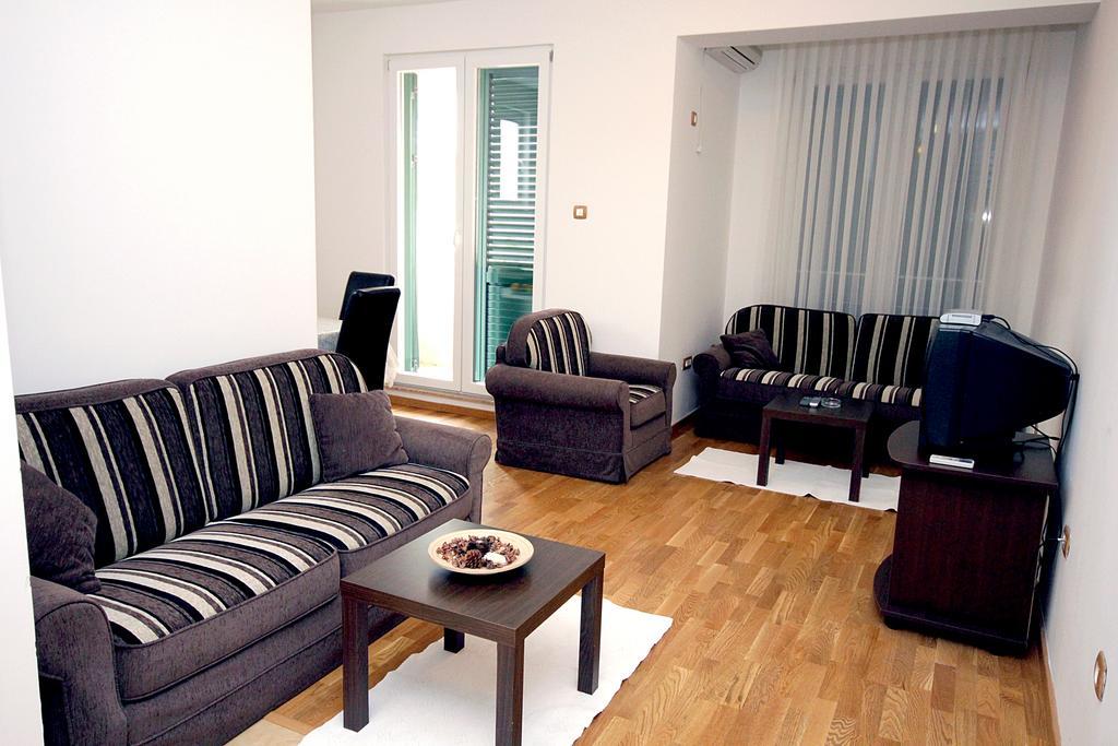 Apartments Draskovic Mirista Петровац Экстерьер фото